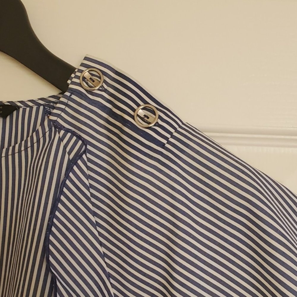 ZARA RUFFLED  SIDES STRIPED  BLOUSE ....EUC - Picture 3 of 6